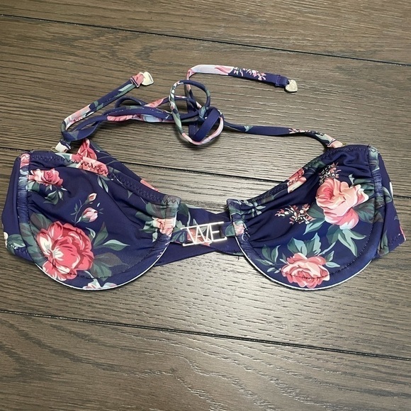 WILDFOX
🦊💋 NWT SET Wildfox Gypsy Flowers Vintage Rare Bikini - Picture 8 of 16